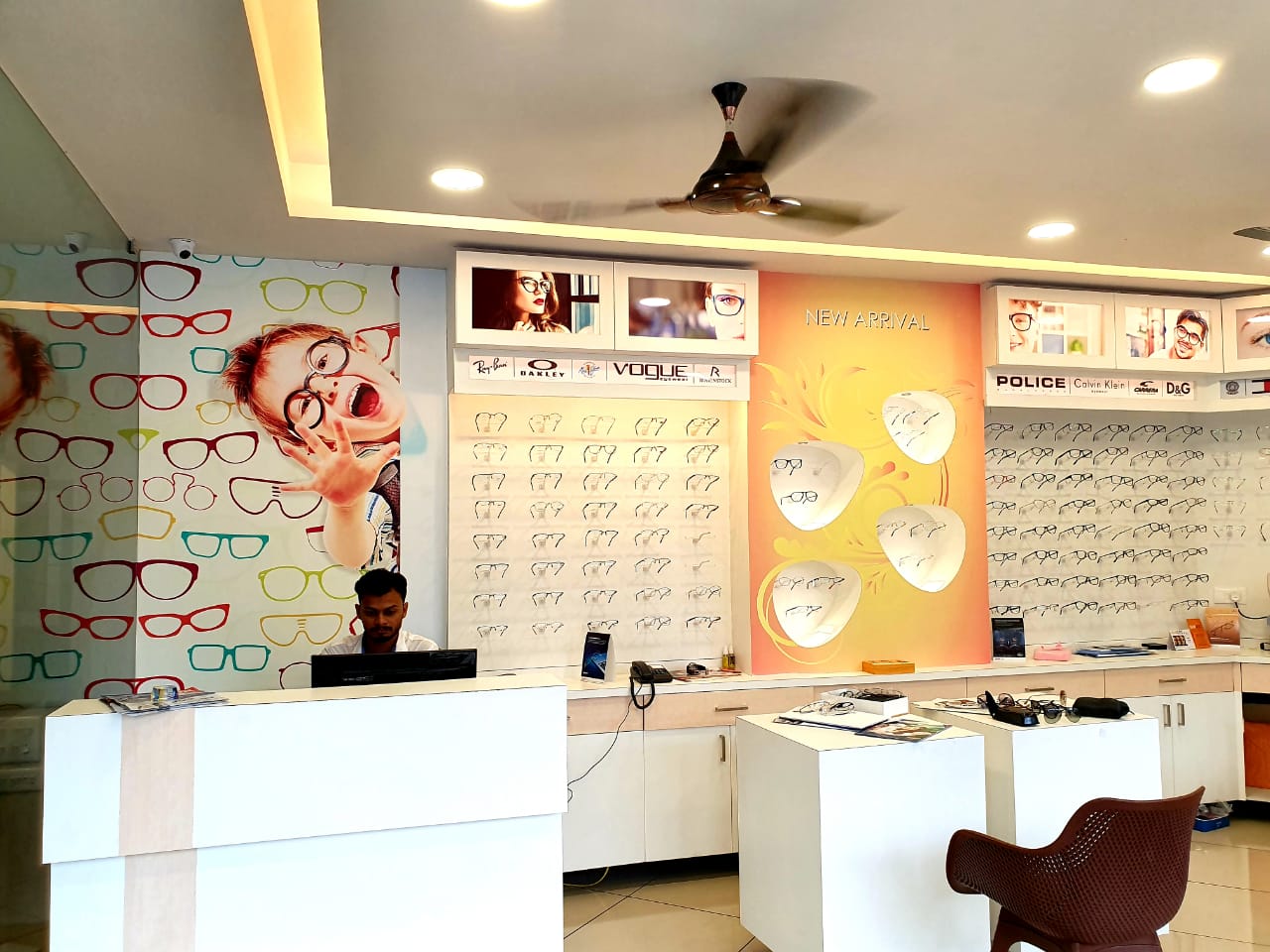 EyeSpace Opticals Vengara