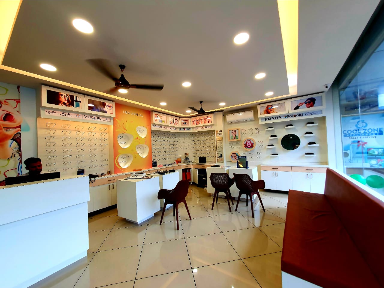EyeSpace Opticals Vengara